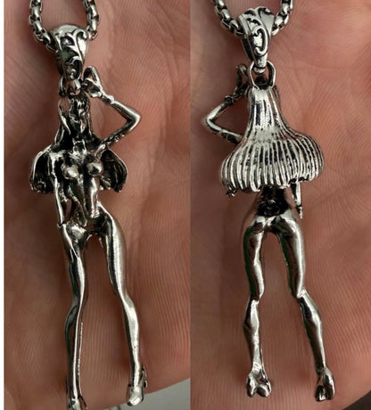 Anime shawt chain