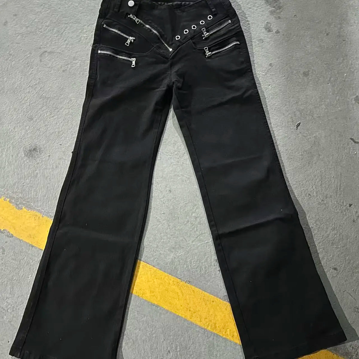 Gothic Barrel Jeans